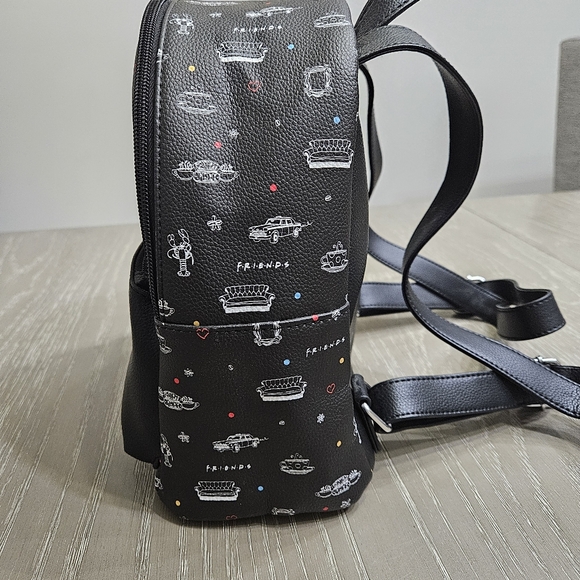 Danielle Nicole Friends Central Perk Mini Backpack Black Adjustable Straps - Picture 5 of 9